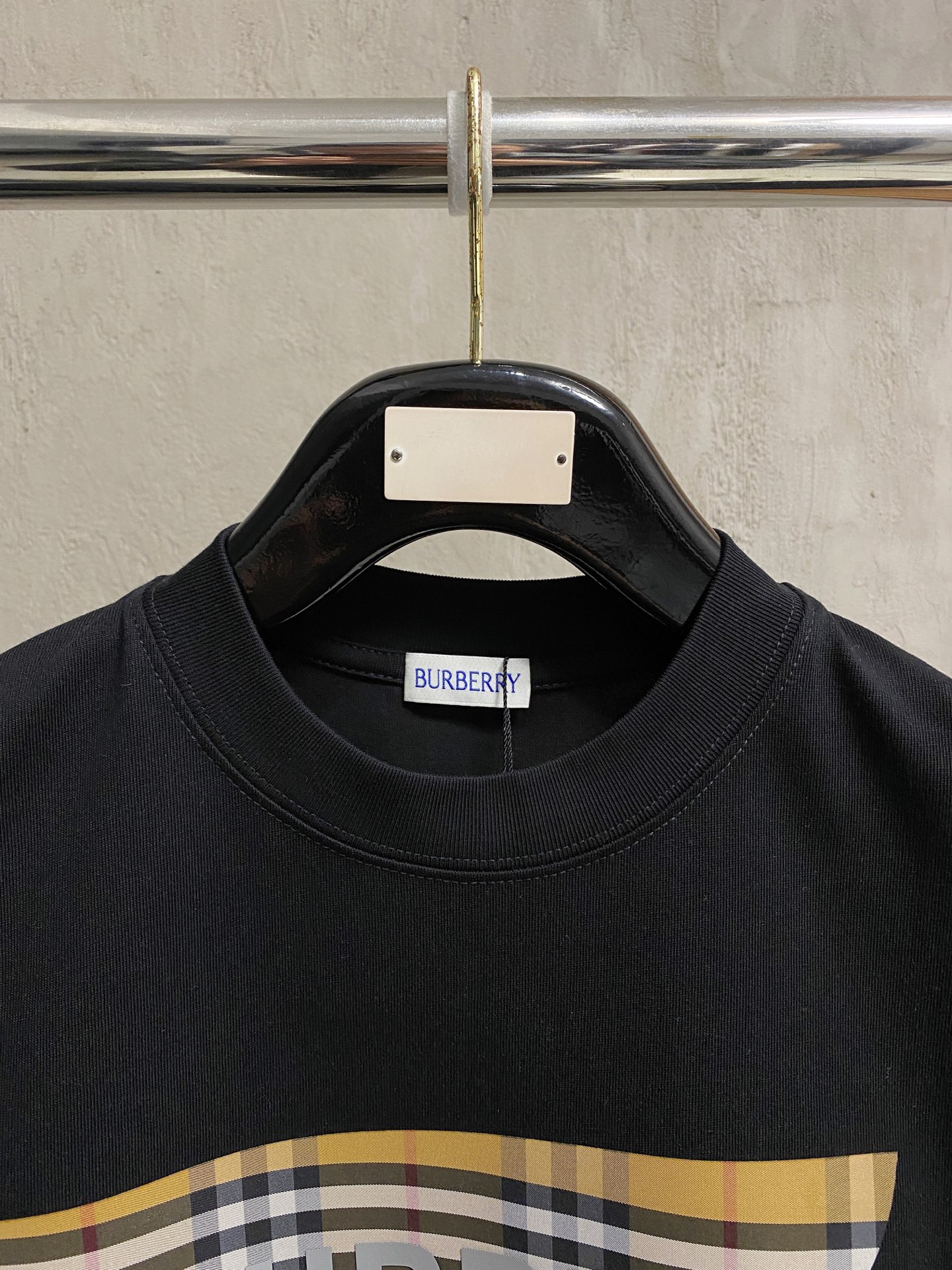 short sleeves